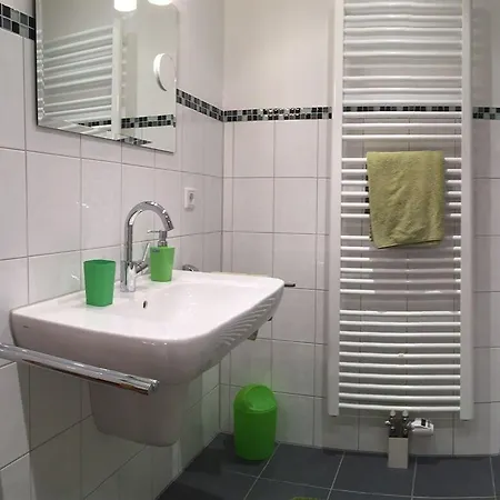 Apartment Messezimmer 4 U 2