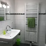 Messezimmer 4 U 2 * Düsseldorf