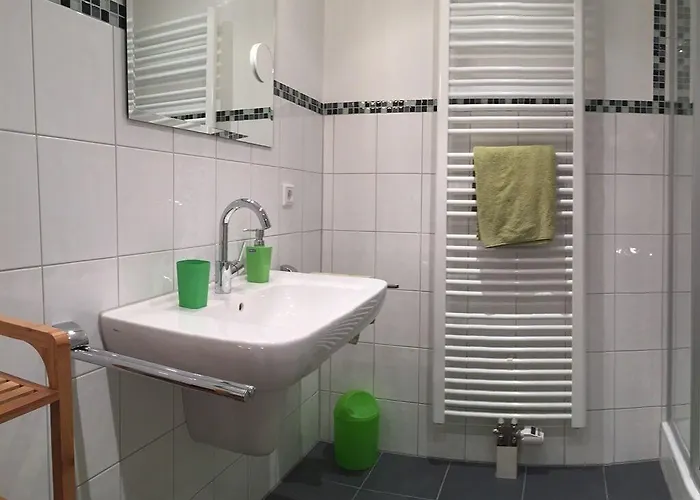 Lägenhet Messezimmer 4 U 2